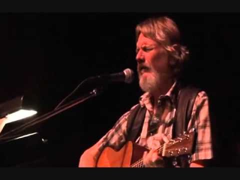Michael Seward performing Travelin' On at the Panida Theater